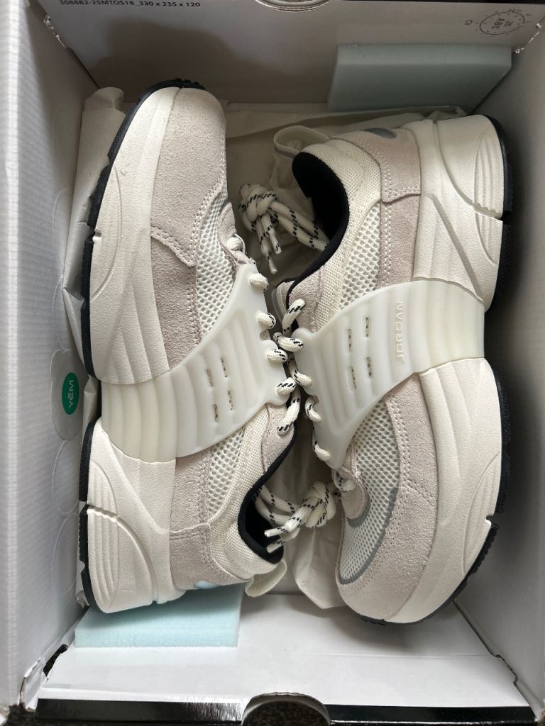 Nike Jordan Trunner Brand New White Trainers - Size 7.5