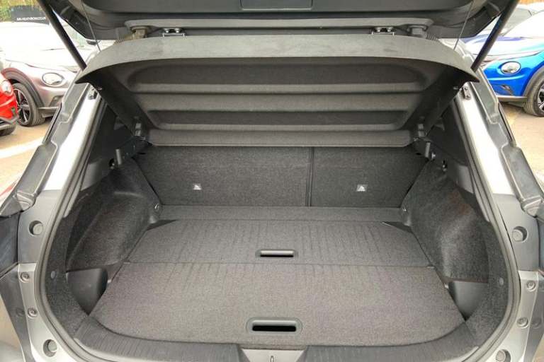 2021 Nissan Qashqai 1.3 DiG-T MH N-Connecta [Glass Roof] 5dr Manual Hatchback Petrol Manual