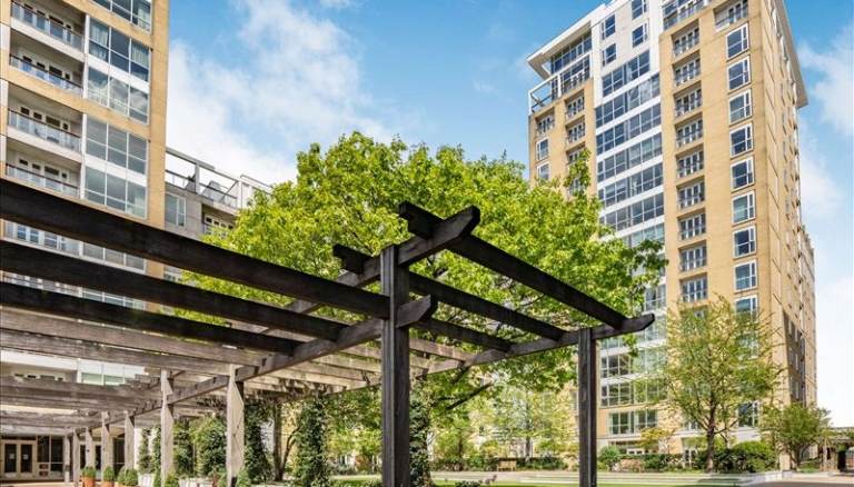 Luxury 2 Bedroom Apartments in the Heart of Canary Wharf