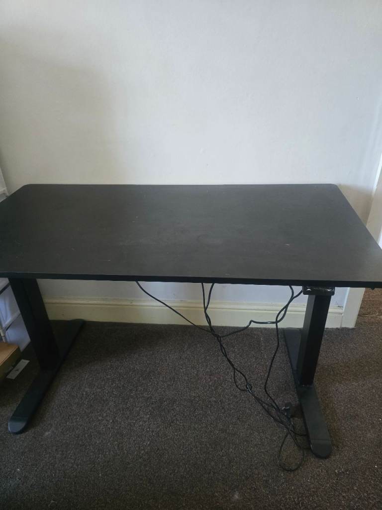 Gaming desk
