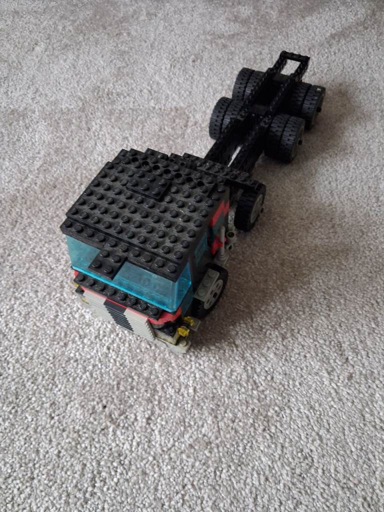 LEGO Technic Truck Chassis – Black, Good Condition