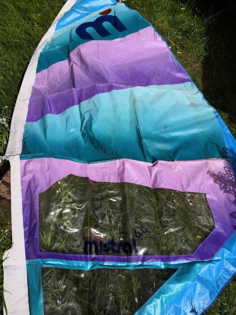 Mistral Horizontal 6.0 Windsurfing Sail, battens and carry bag 