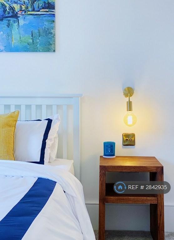 Studio flat in Welby Street, London, SE5 (#2842935)