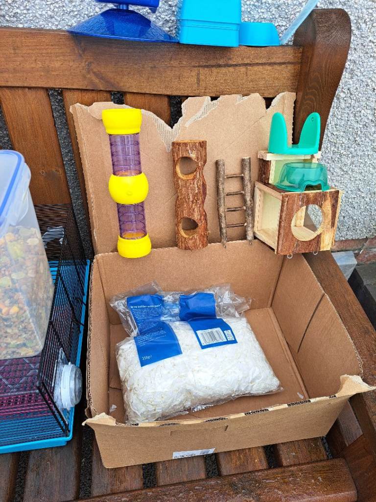 Hamster cage