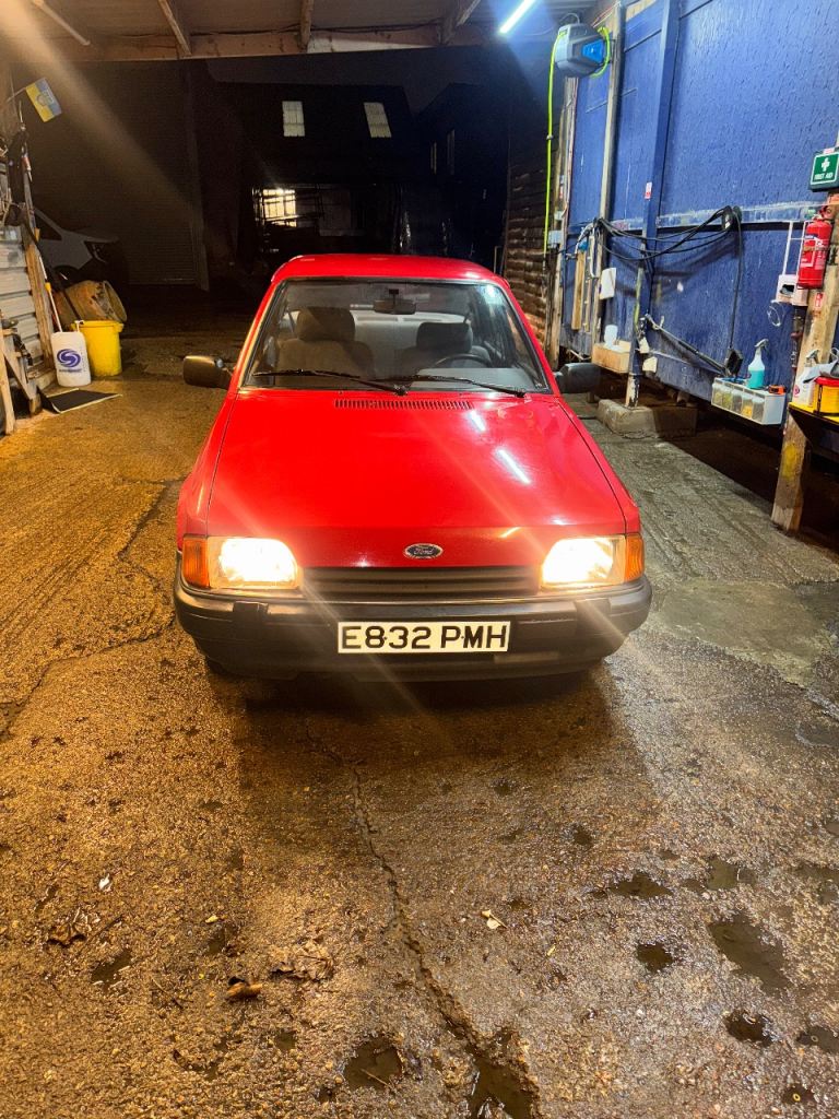 Ford, ORION, Saloon, 1988, Manual, 1608 (cc), 4 doors