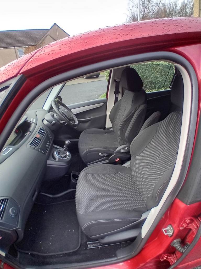 Citroen, C4 PICASSO, MPV, 2013, Manual, 1560 (cc), 5 doors