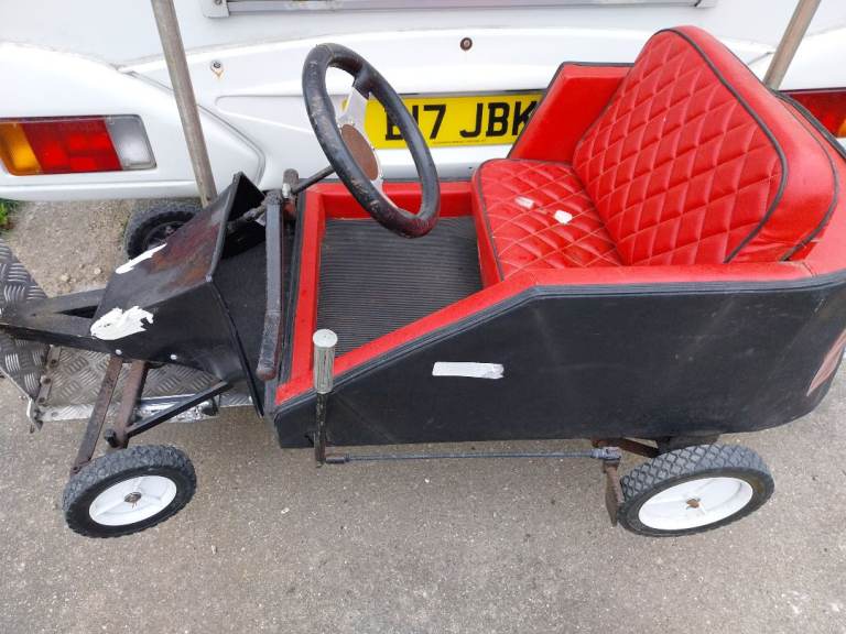 Metal go cart with brake leaver