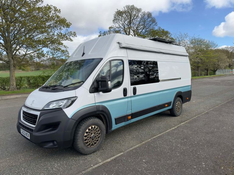 Peugeot boxer campervan 4/5 berth 