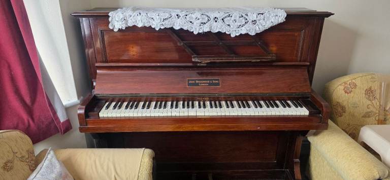 Free Piano