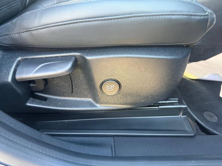 2024 Ford Puma ST-LINE VIGNALE MHEV 1.0 Ecoboost Mhev 155ps Hatchback PETROL Automatic