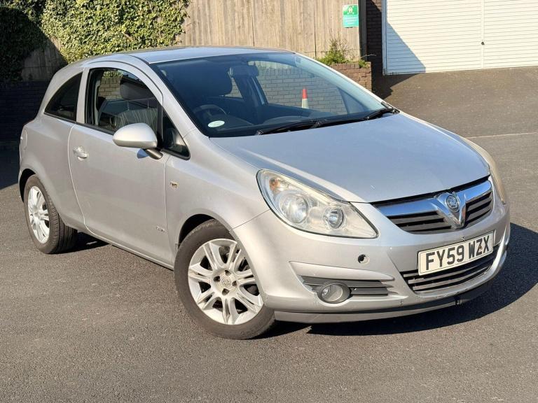 2009 Vauxhall Corsa 1.4i 16v Club 3dr HATCHBACK Petrol Automatic