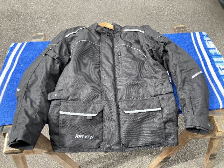 Rayven Unisex Lined Motorcycle Coat - armoured XL - pse see my other lists - happy to post – thanks