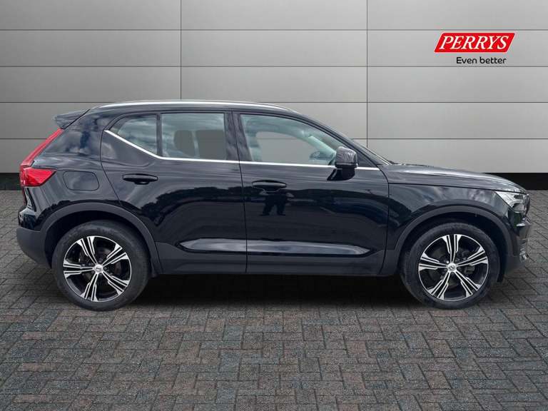 2022 Volvo XC40 2.0 B4P Inscription 5dr AWD Auto [7 speed] ESTATE PETROL Automatic