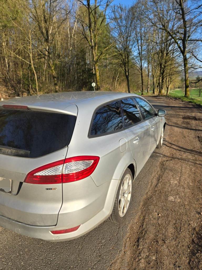 Ford Mondeo 2.0 TDCI 2008 German Import - DRIVES - For Parts