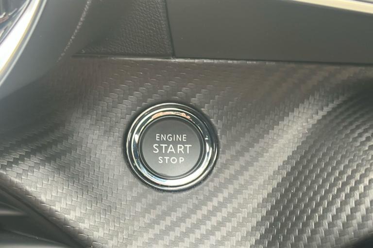  Peugeot 208 1.2 Puretech Gt Hatchback 5dr Petrol Eat Euro 6 s/s 100 Ps Petrol