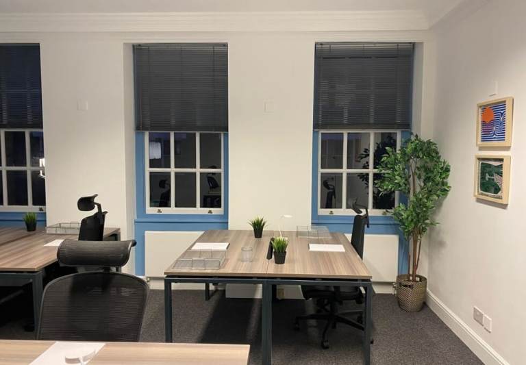 *Broadwick Street* Private Offices: 4 to 6 desks | Serviced Office to Rent in W1/Soho
