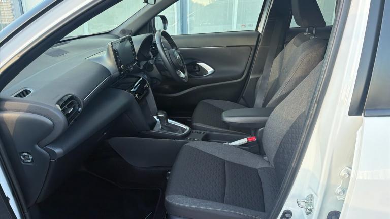 2022 Toyota Yaris Cross 1.5 Hybrid Design 5dr CVT Hybrid Estate Estate Hybrid Automatic