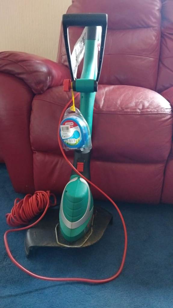 Grass trimmer, bought in screwfix, almost new