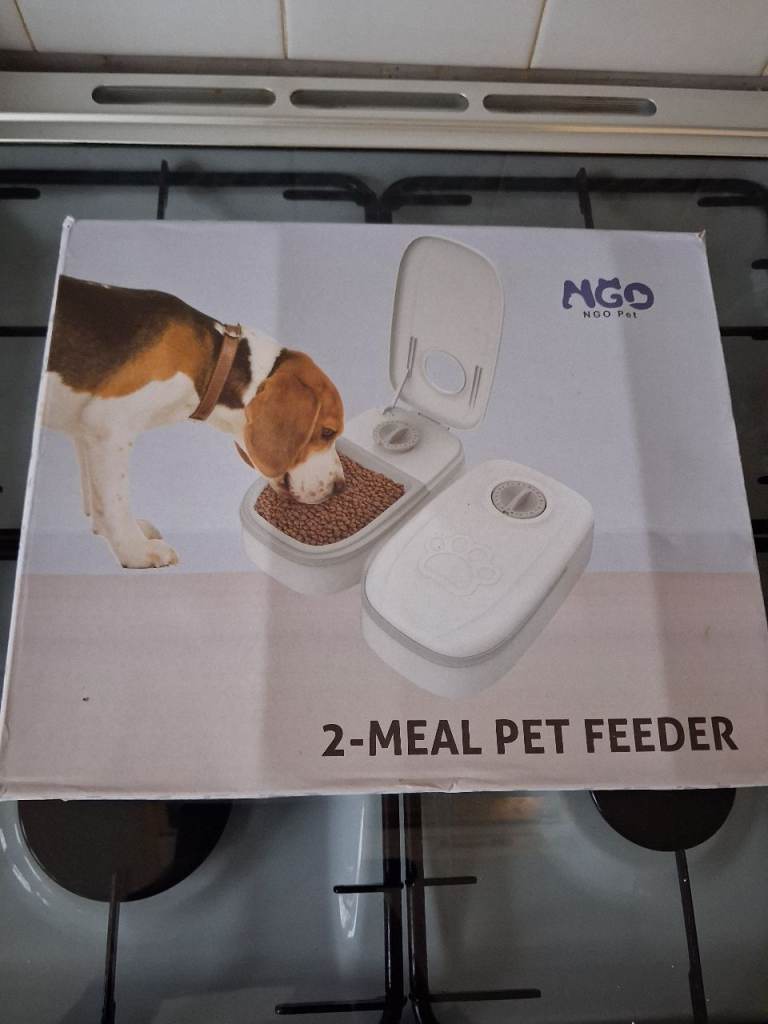 2-Meal pet auto feeder with timers as new