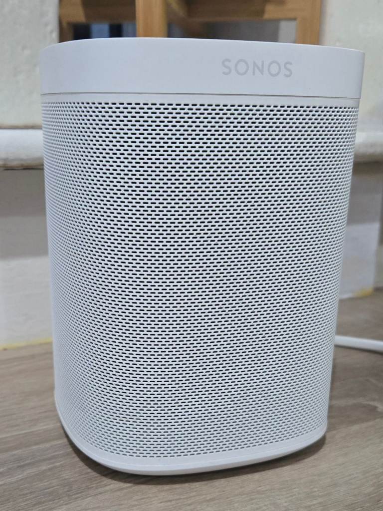 Sonos ONE GEN2 in white Speaker Premium audio Excellent condition