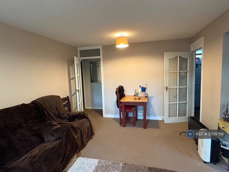 1 bedroom in The Hornbeams, Bristol, BS16 (#2709766)