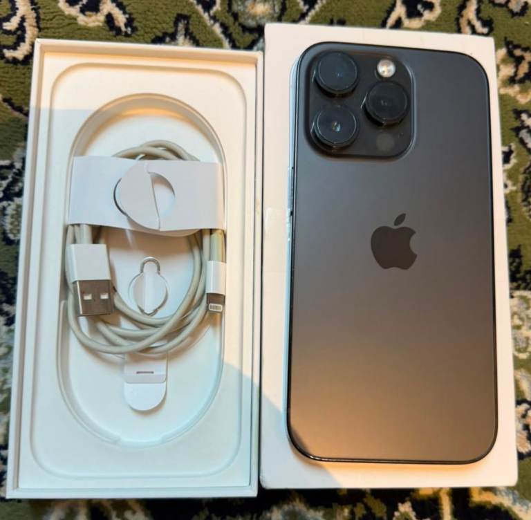 Apple iPhone 14 Pro 128 Gb Unlocked Excellent Working Condition 