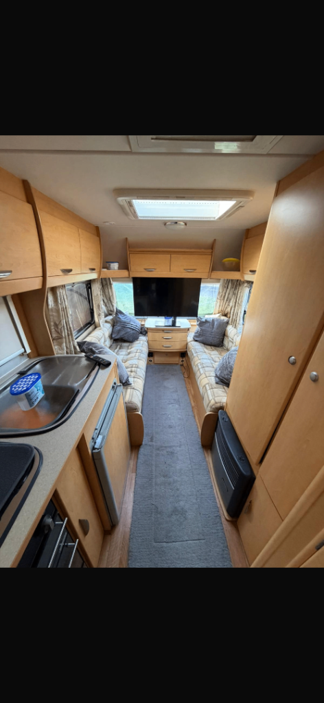 Carvan 4 berth 