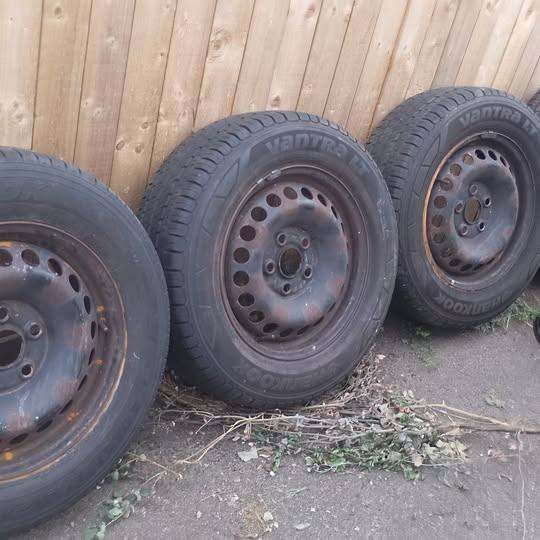215 65 r16c tyres, 4 of with vw rims