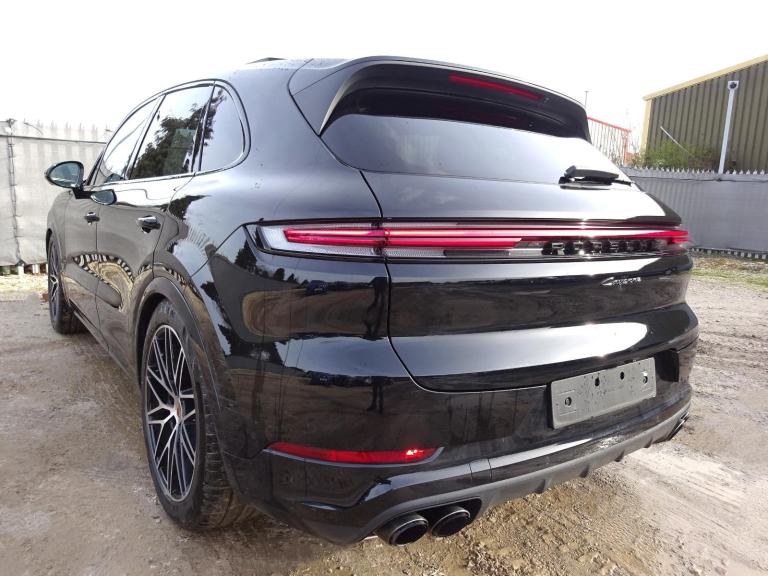 2025 75 REG PORSCHE CAYENNE V6 BLACK EDITION AUTO DAMAGED REPAIRABLE SALVAGE