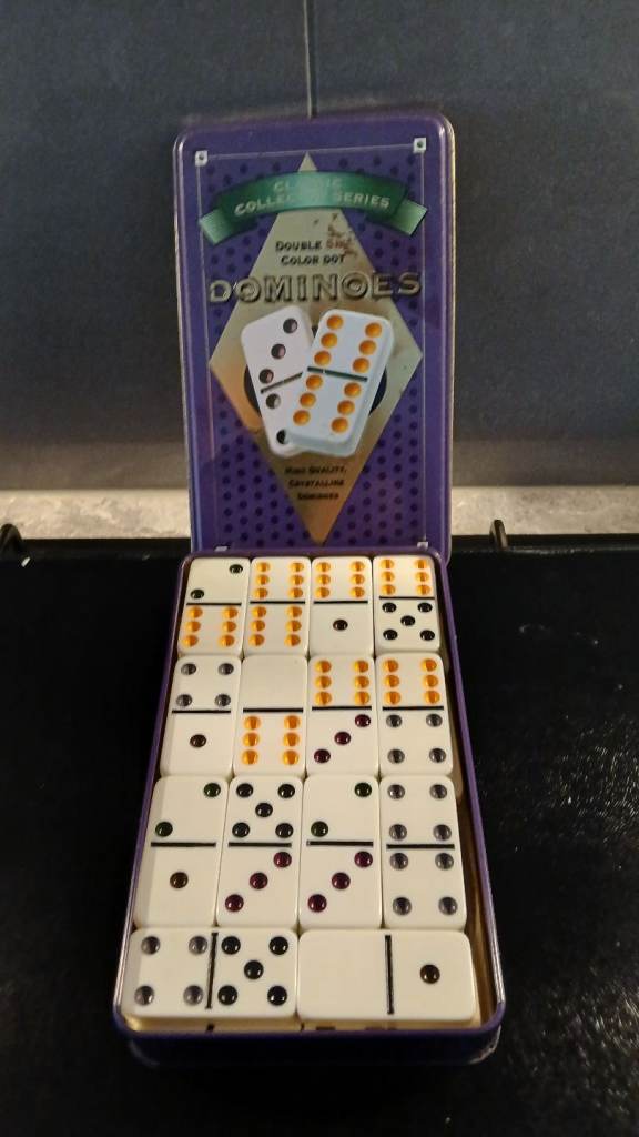 Dominoes and solitaire games