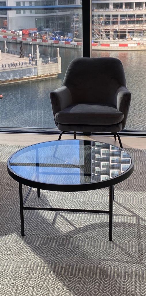 Armchair & coffee table set