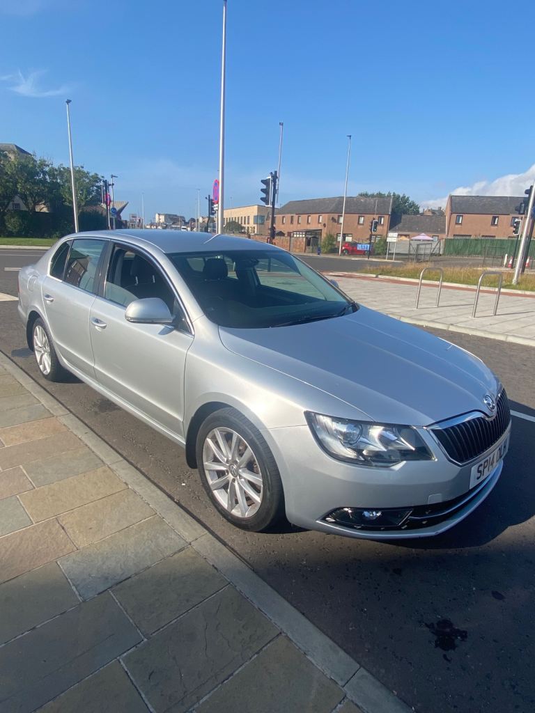 Skoda, SUPERB, Hatchback, 2014, Manual, 1968 (cc), 5 doors