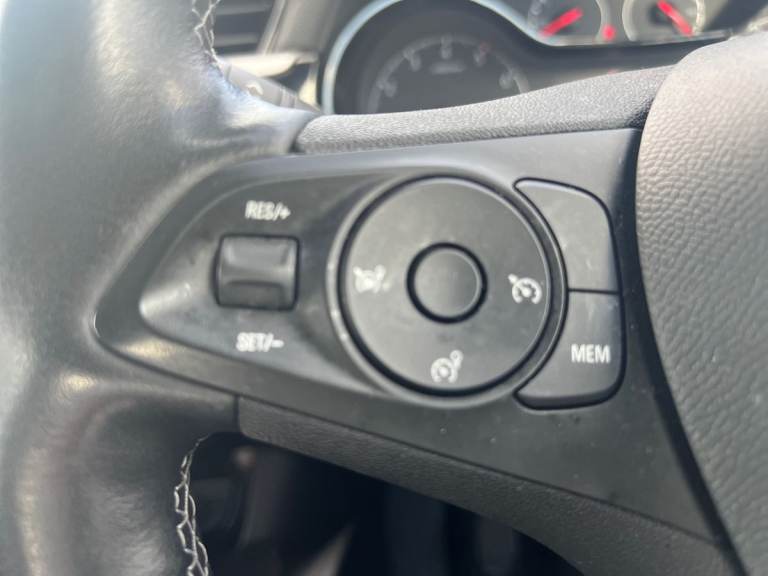 2021 Vauxhall Corsa Corsa 1.2 Se 5 door Hatchback Petrol Manual