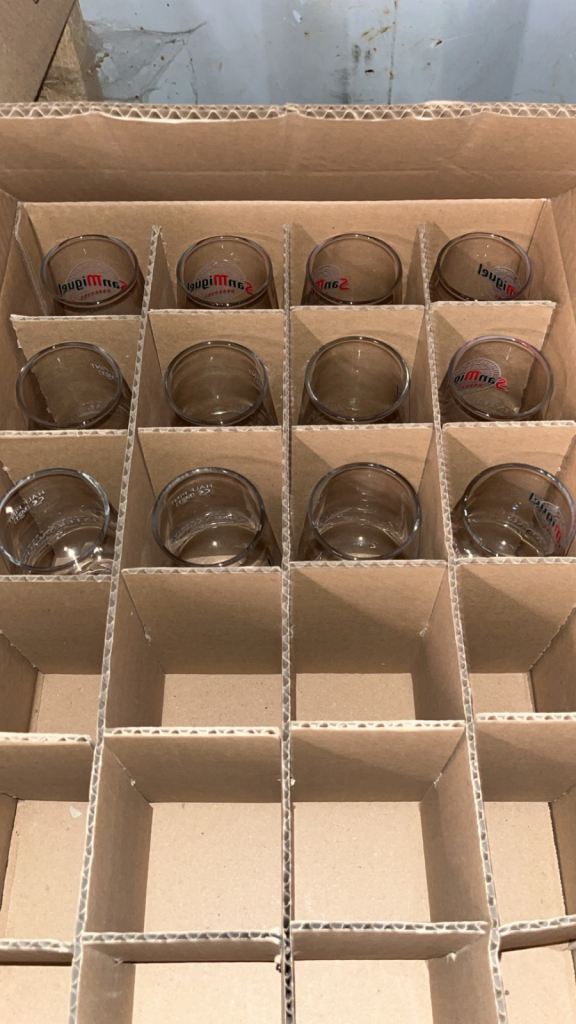 Glasses brand new never been used idel for a bar