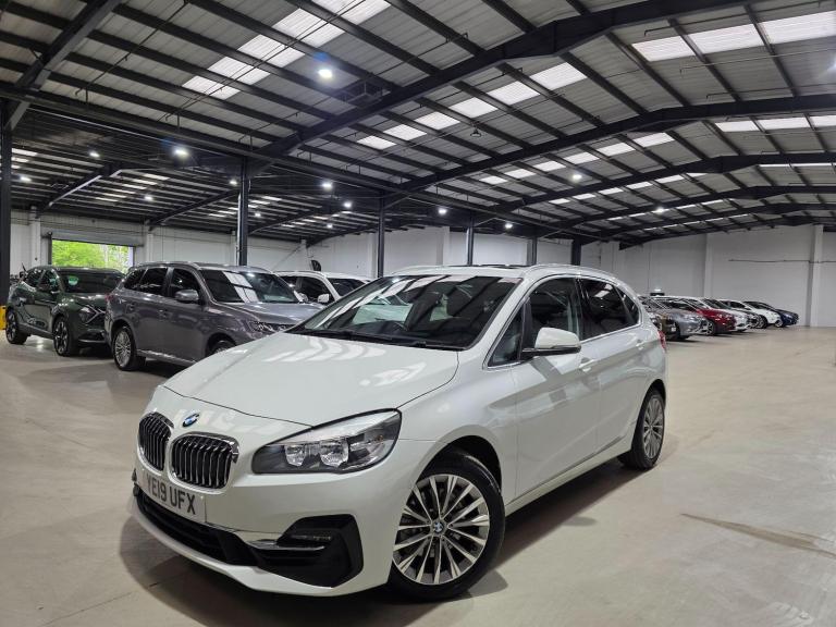 2019 BMW 2 Series Active Tourer 2.0 220i GPF Luxury DCT Euro 6 (s/s) 5dr HATCHBACK Petrol Automatic