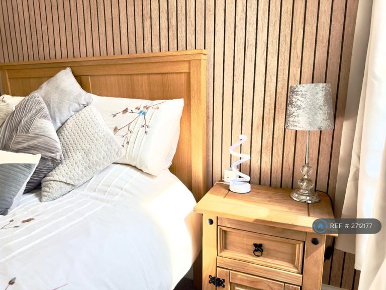 1 bedroom in Stamford Street, Ilkeston, DE7 (#2712177)