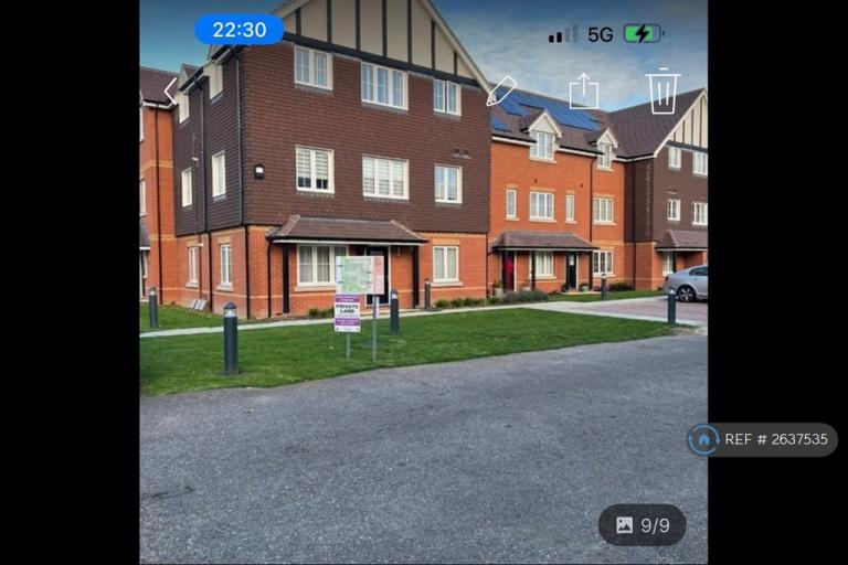 1 bedroom in Beech House, Ashford, TW15 (#2637535)