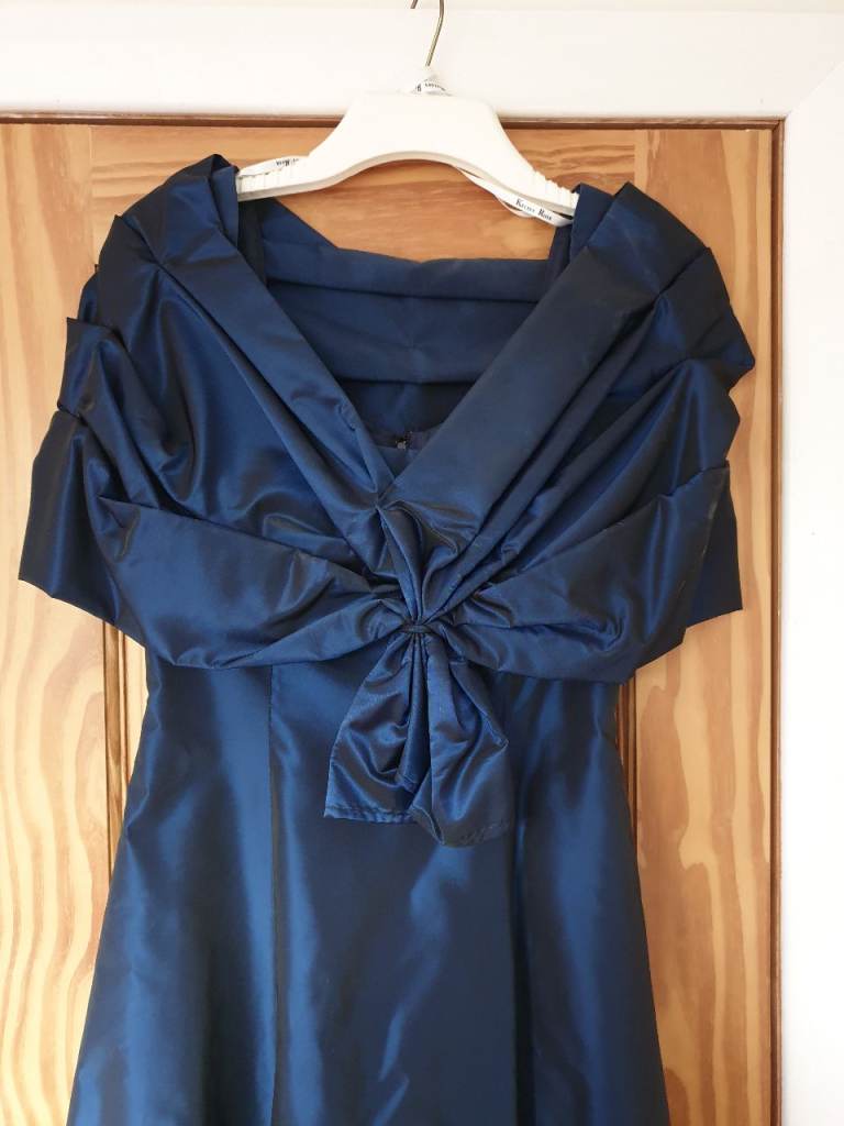Bridesmaid/Evening Dress With Wrap 