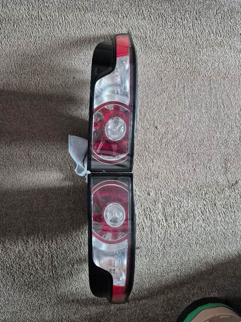 Range rover evoque L538 lights