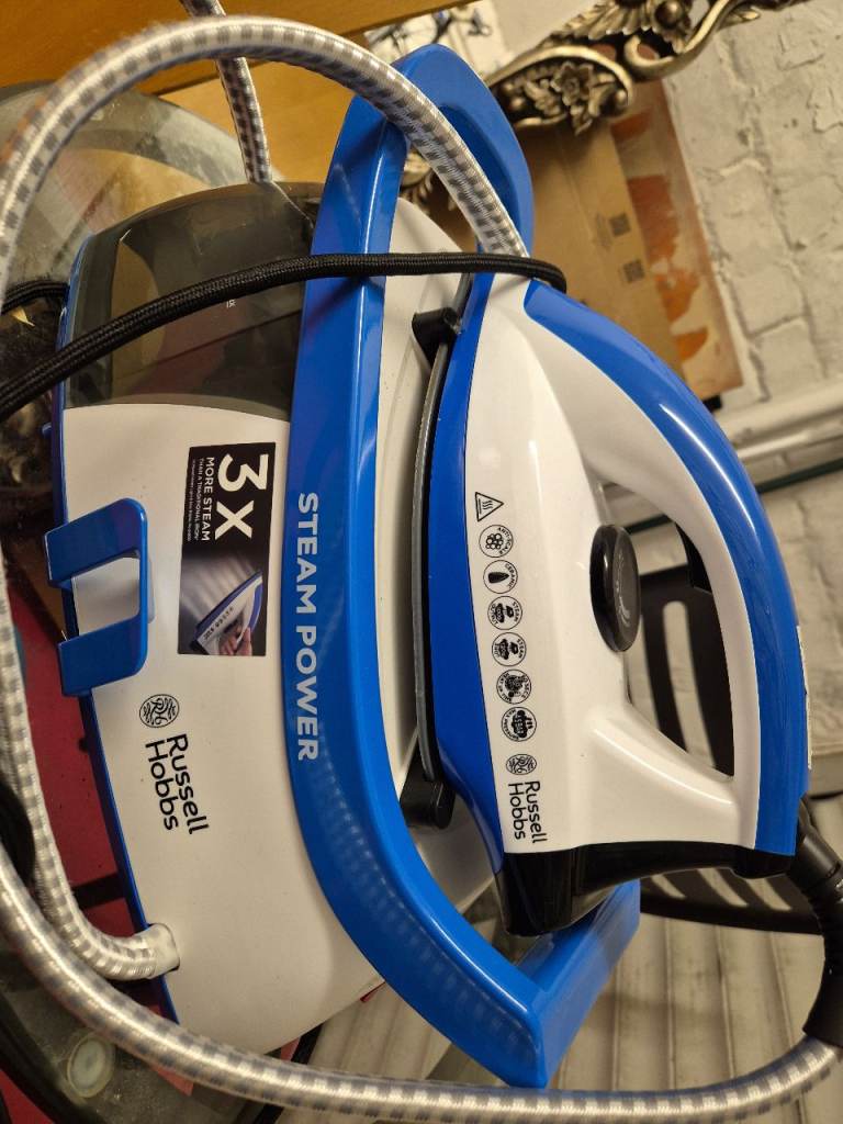 image for Steam iron with tank 