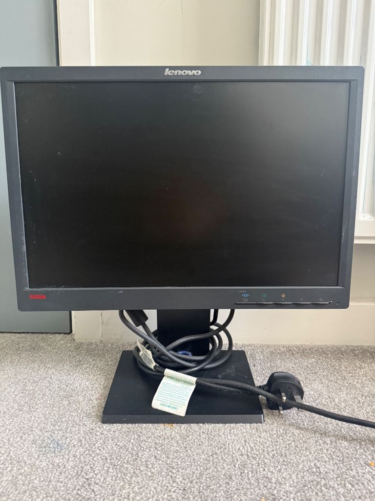 Lenovo Thinkvision HD monitor with free HDMI adapter