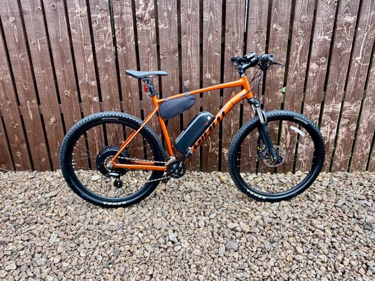 Giant Talon E-bike, electric bike NEW WITH WARRANTY 