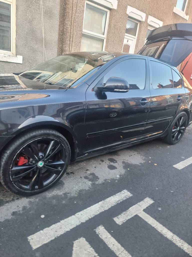 Skoda, OCTAVIA, Hatchback, 2012, Semi-Auto, 1968 (cc), 5 doors