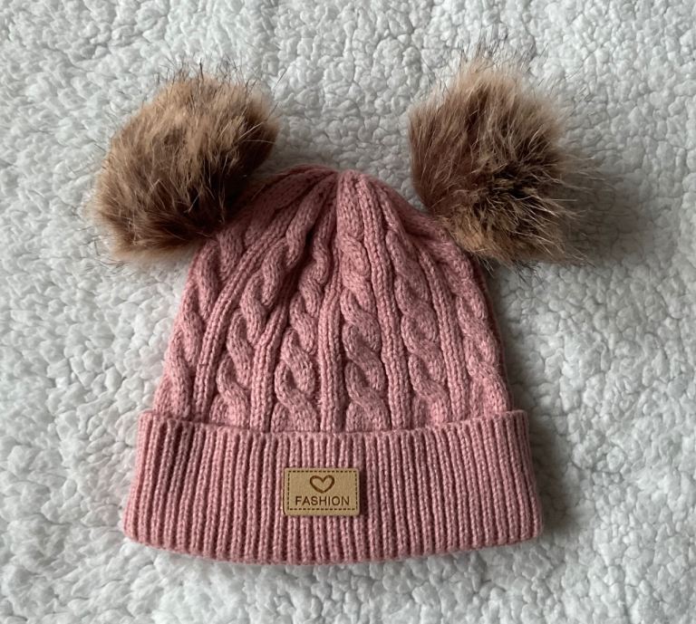 AS NEW SUPER CUTE GIRLS DUAL POM POM BEANIE HAT