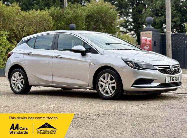 2016 Vauxhall Astra 1.6 CDTi 16V Design 5dr HATCHBACK DIESEL Manual