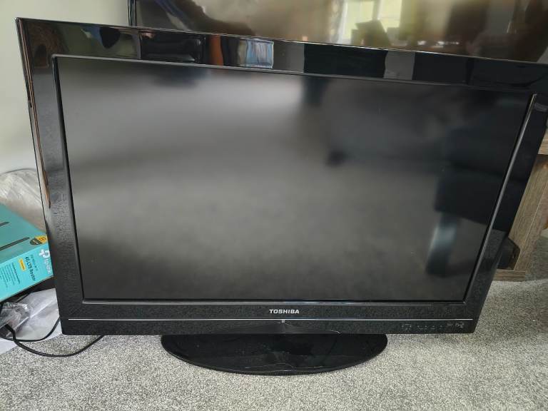 32 inch Toshiba Television 