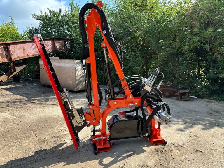 NEW TRACTOR Hedge Cutter Trimmer 1300mm for compact tractor PTO driven