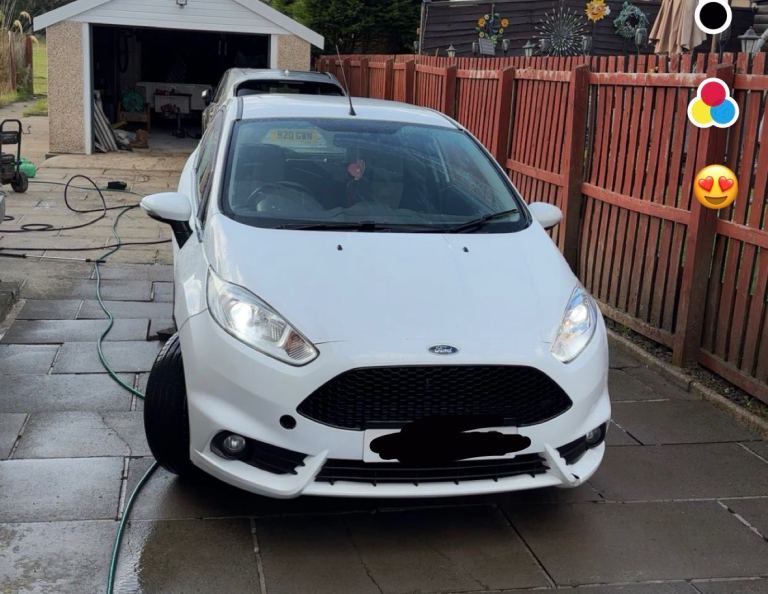 Ford, FIESTA, Hatchback, 2013, Manual, 1241 (cc), 3 doors