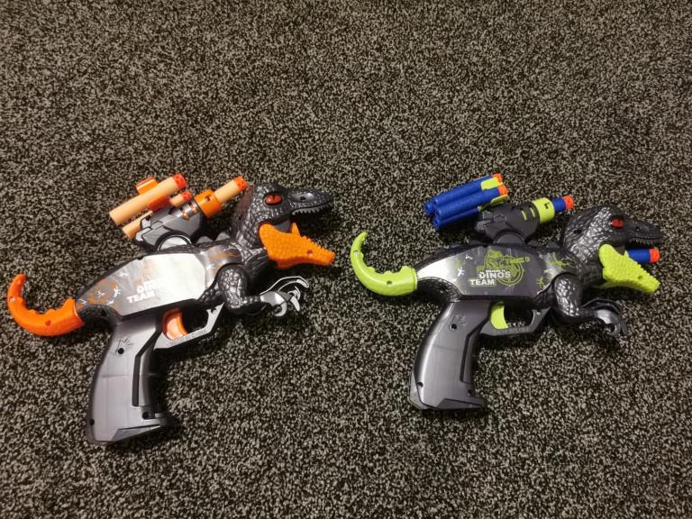 Dinosaurs with bullets 