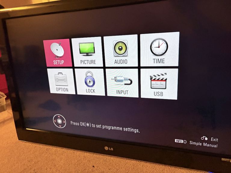 LG TV 42 inches (HD)